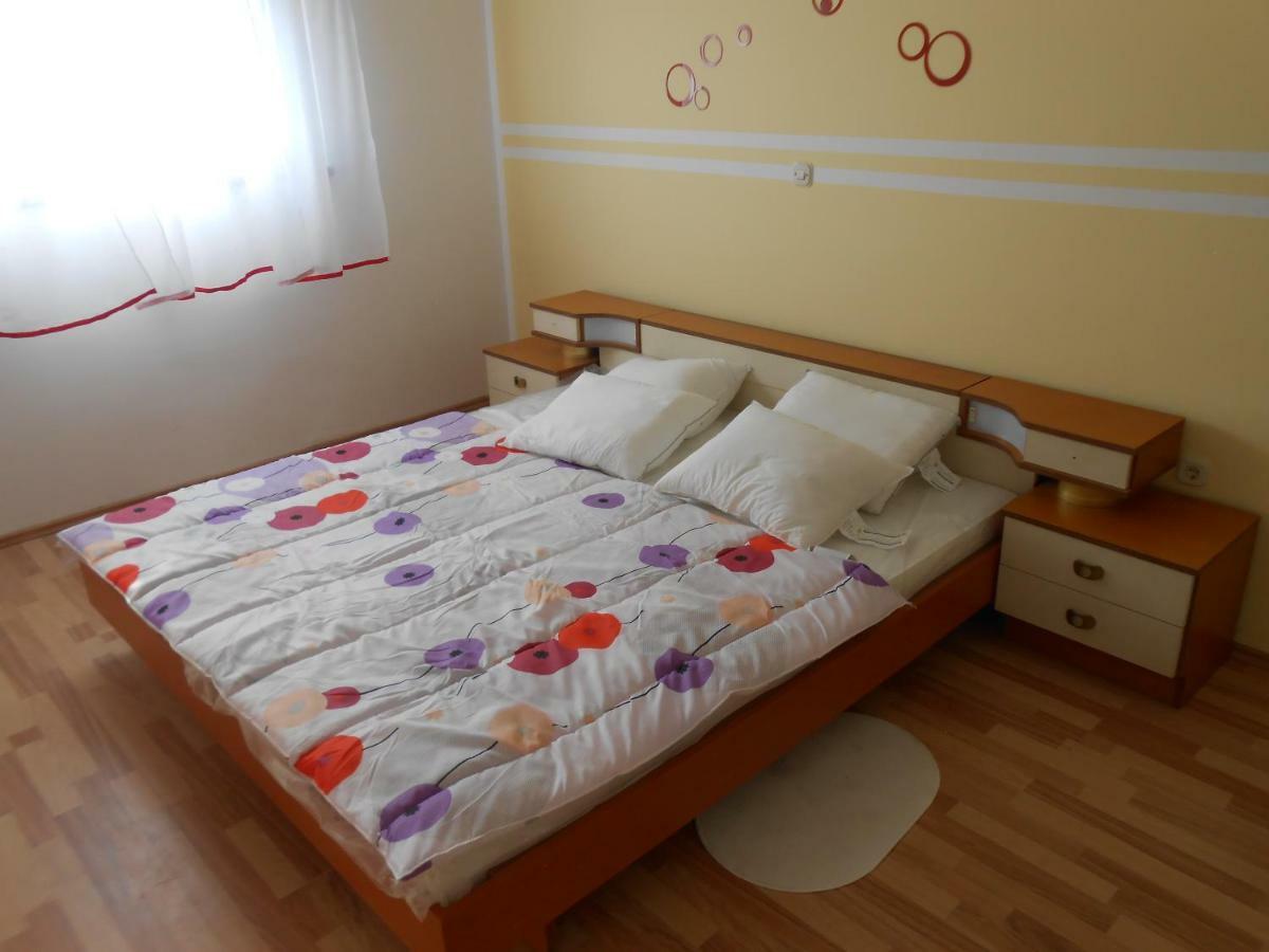 Apartman Gabi Kastav Eksteriør billede